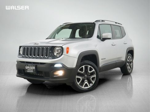 Used 2018 Jeep Renegade Latitude w/ Cold Weather Group AWD/4WD image 1