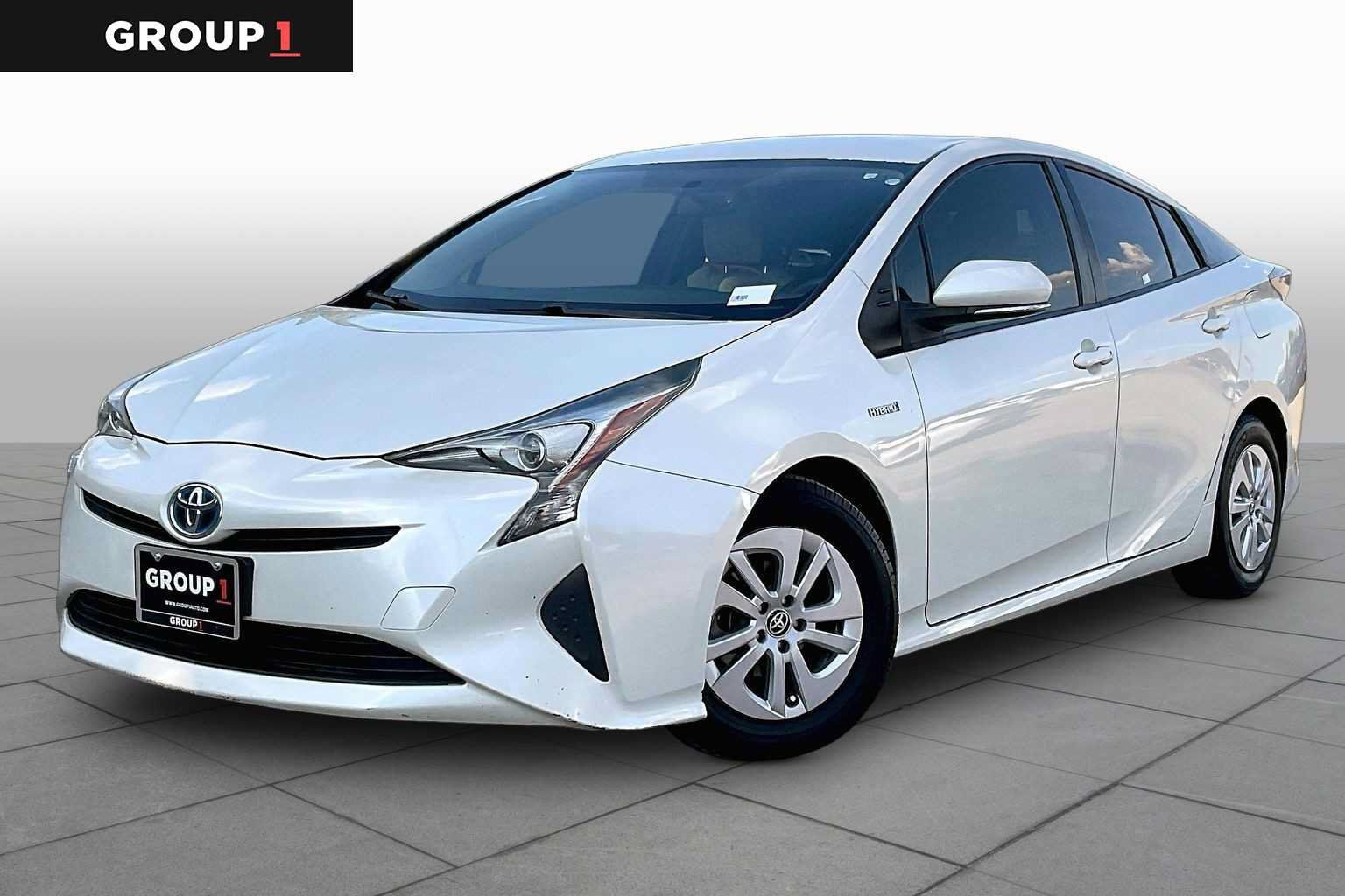 Used 2016 Toyota Prius Two FWD image 1