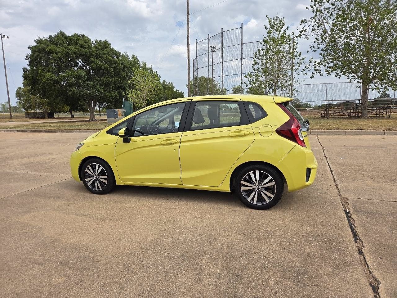 Used 2016 Honda Fit EX image 5