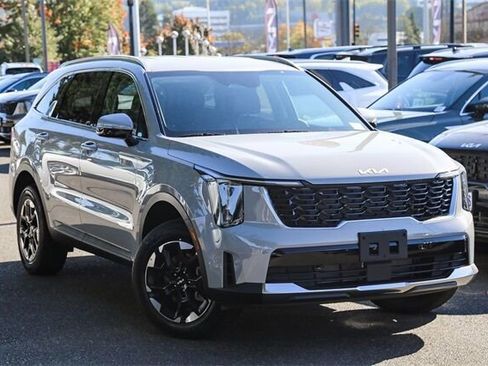 New 2026 Kia Sorento S image 1