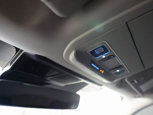 Used 2025 Ford Mustang Mach-E Premium image 30