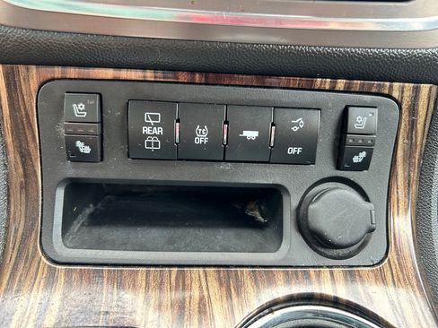 Used 2013 GMC Acadia Denali AWD/4WD image 18
