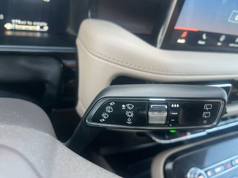 Used 2023 Lincoln Nautilus Reserve w/ Equipment Group 201A image 29