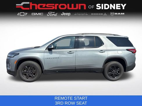 Used 2023 Chevrolet Traverse LT w/ Midnight/Sport Edition FWD image 2