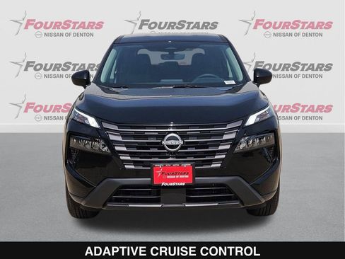 New 2026 Nissan Rogue SV FWD image 10