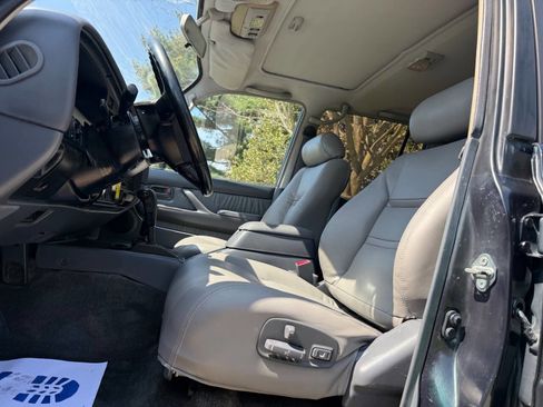 Used 1994 Toyota Land Cruiser image 28