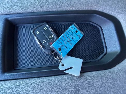 Used 2020 Chevrolet Silverado 1500 LT w/ All-Star Edition image 2