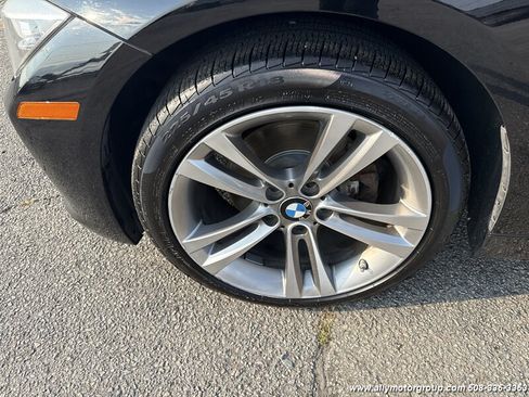 Used 2015 BMW 328i xDrive Sedan AWD/4WD image 9