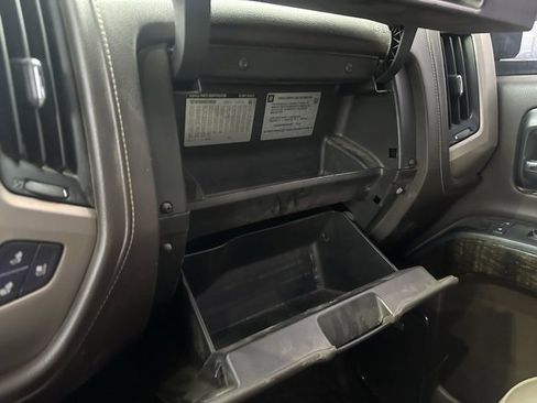 Used 2016 GMC Sierra 3500 Denali w/ Duramax Plus Package image 15