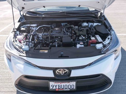 Certified 2026 Toyota Corolla LE w/ Carpet Mat Package (TMS) FWD image 28