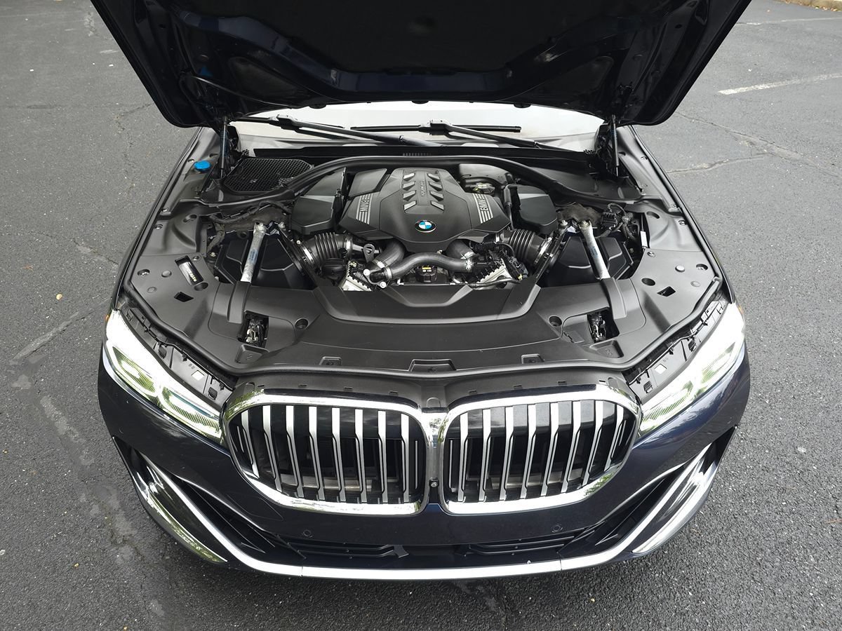 Used 2020 BMW 750i xDrive w/ Executive Package AWD/4WD image 73