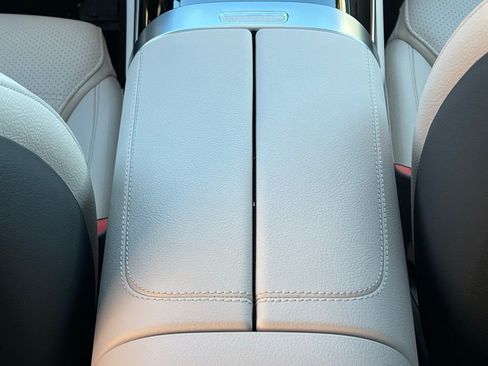 Certified 2026 Mercedes-Benz GLC 300 4MATIC image 18