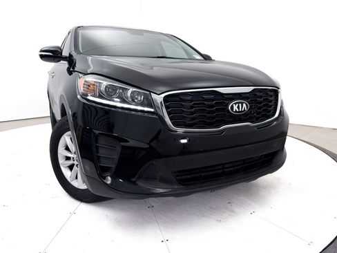 Used 2020 Kia Sorento LX FWD image 6