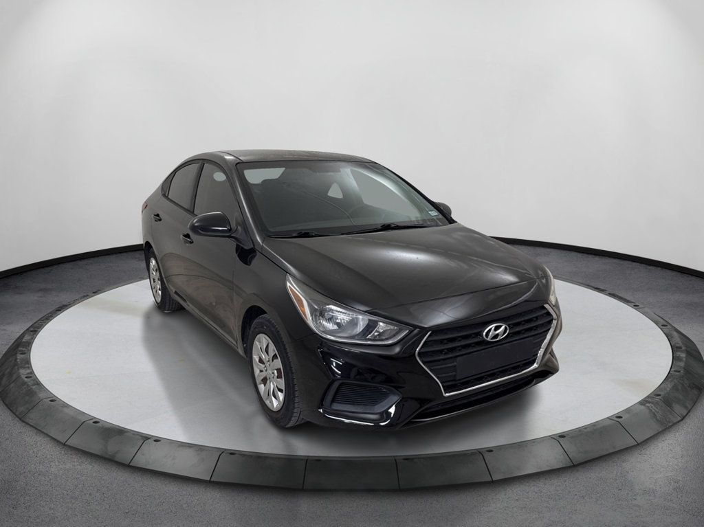 Used 2018 Hyundai Accent SE FWD image 3