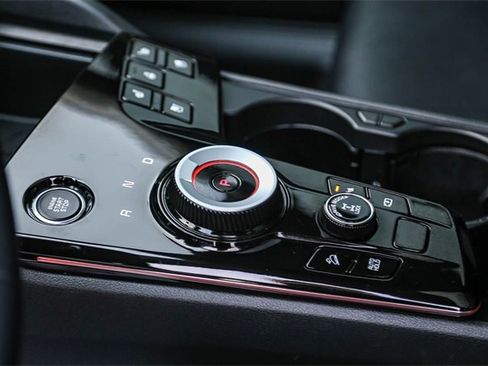 Used 2023 Kia Sportage SX Prestige image 18