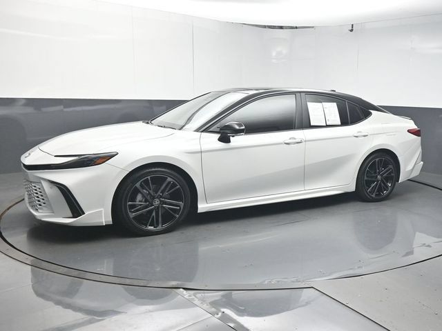 Used 2025 Toyota Camry XSE w/ Premium Plus Package FWD image 4