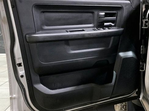 Used 2014 RAM 2500 Tradesman w/ Chrome Appearance Group image 12