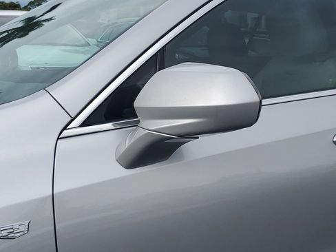 Used 2021 Cadillac XT4 Luxury image 12