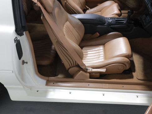 Used 1989 Pontiac Firebird Trans Am image 25