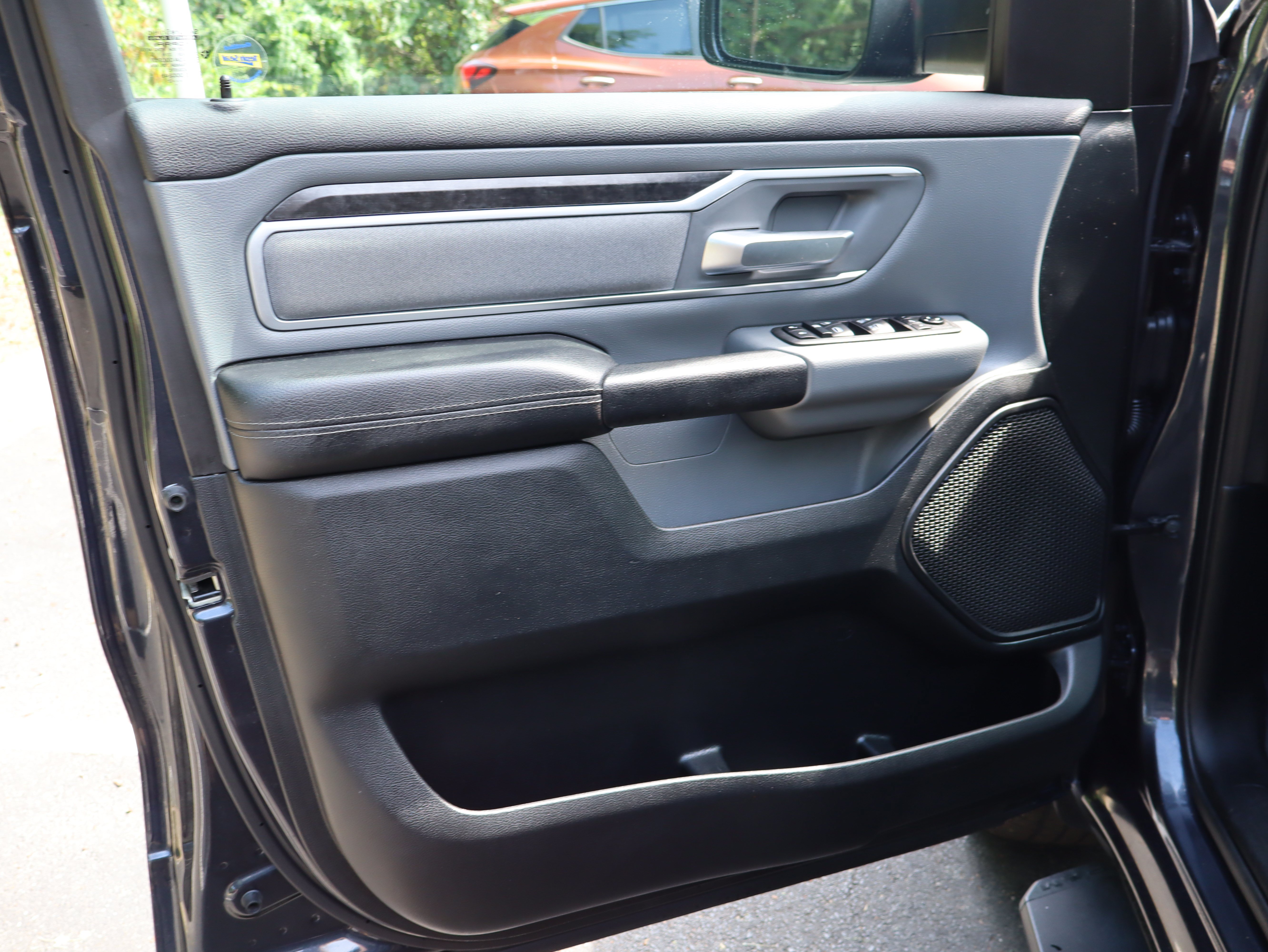 Used 2021 RAM 1500 Big Horn RWD image 21