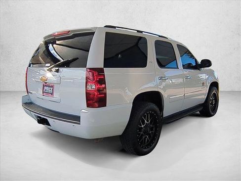 Used 2014 Chevrolet Tahoe LTZ image 5