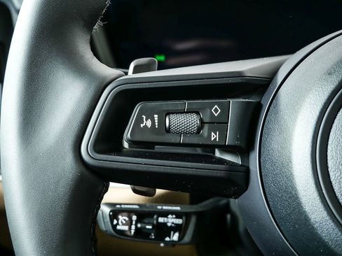 New 2026 Porsche Cayenne image 11