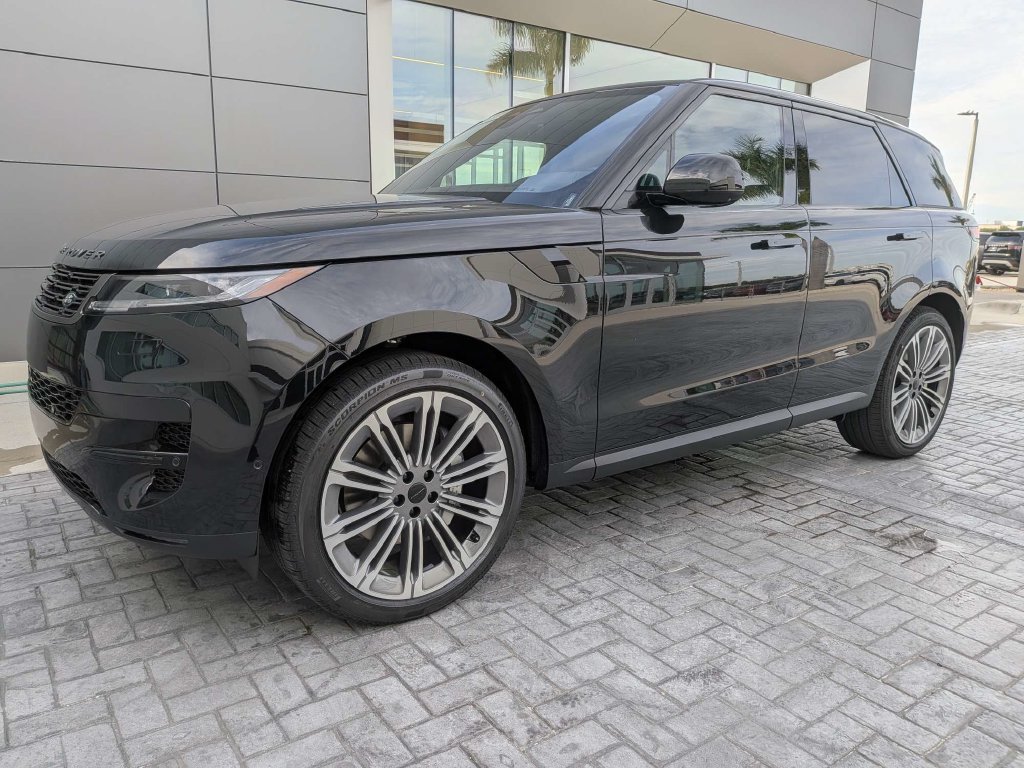 New 2027 Land Rover Range Rover Sport SE AWD/4WD image 1