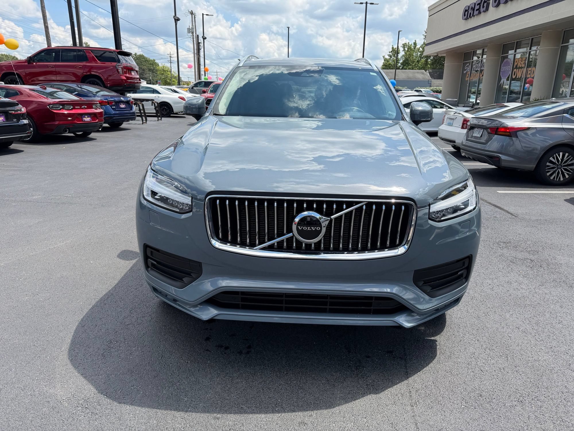 Used 2022 Volvo XC90 T5 Momentum AWD/4WD image 2