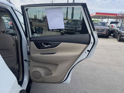 Used 2016 Nissan Rogue SL w/ SL Premium Package image 25