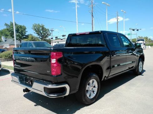 Used 2025 Chevrolet Silverado 1500 LT RWD image 6