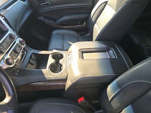 Used 2020 Chevrolet Tahoe LT image 26