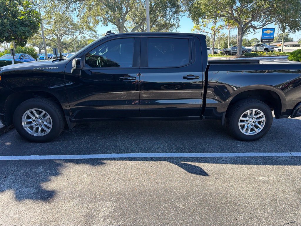 Used 2021 Chevrolet Silverado 1500 RST w/ Bed Protection Package RWD image 4