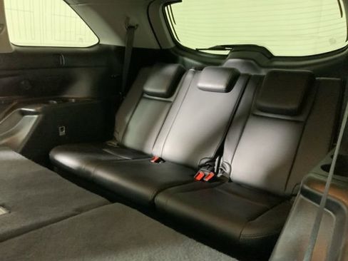 Used 2017 Toyota Highlander XLE image 34