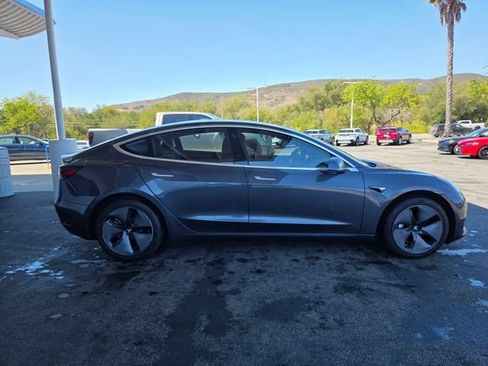 Used 2018 Tesla Model 3 Long Range RWD image 7