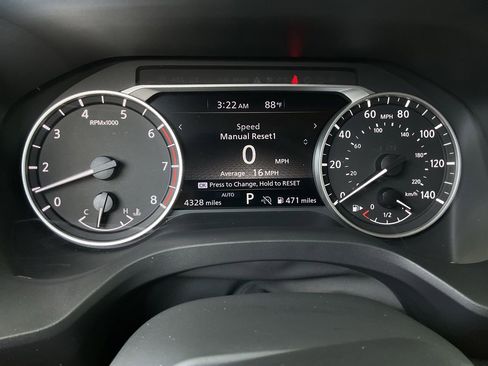 Used 2025 Nissan Rogue S AWD/4WD image 33