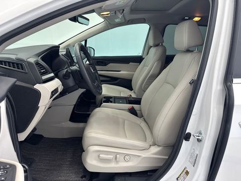 Used 2025 Honda Odyssey EX-L image 17