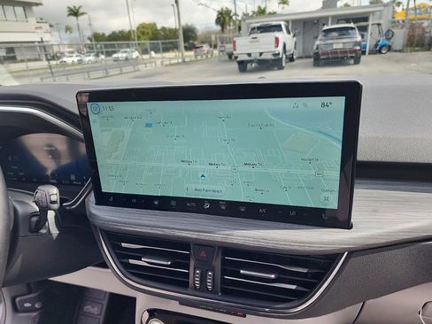 New 2025 Ford Escape SE w/ PHEV Premium Package image 23