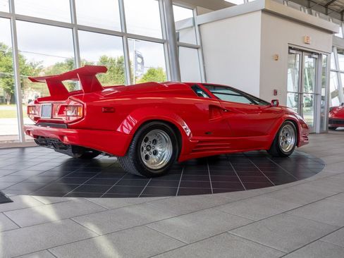 Used 1989 Lamborghini Countach Coupe RWD image 3