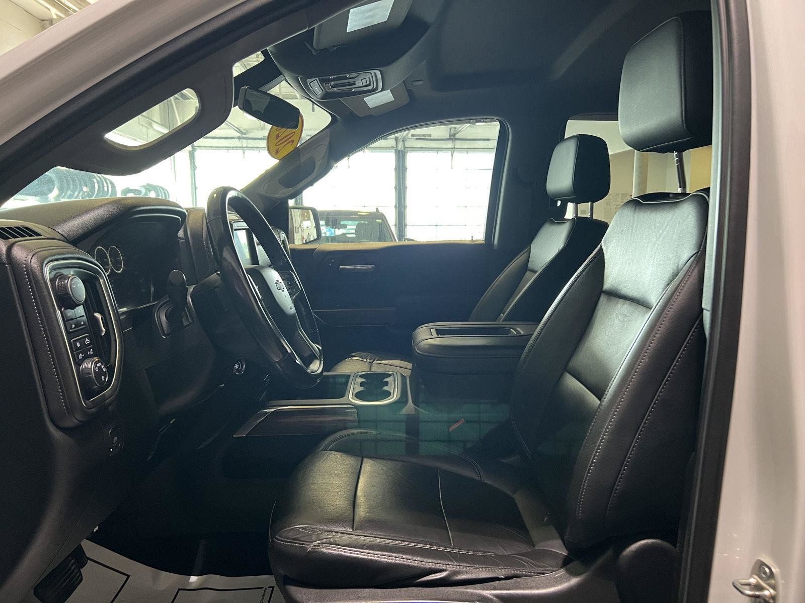 Used 2020 Chevrolet Silverado 1500 RST AWD/4WD image 19