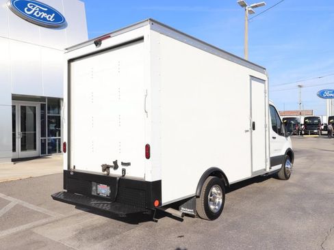 Used 2022 Ford Transit 350 DRW RWD image 16
