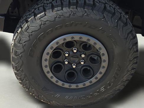 Used 2025 Ford F150 Raptor AWD/4WD image 17