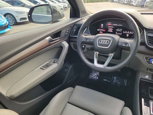 Certified 2023 Audi Q5 2.0T Prestige image 13