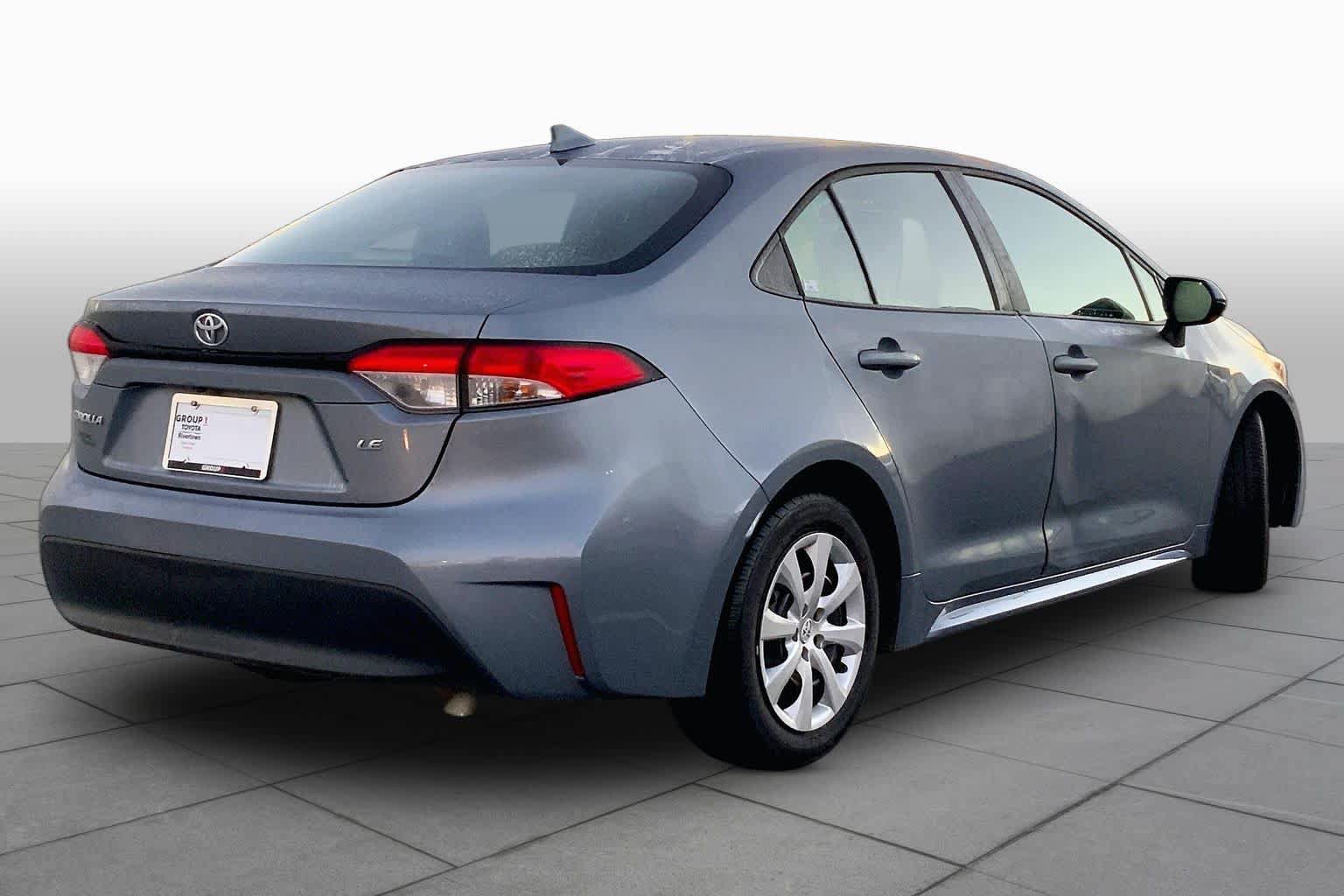 Used 2024 Toyota Corolla LE FWD image 12