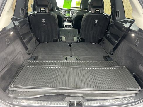 Used 2016 Volvo XC90 T6 Momentum w/ Momentum Plus Package image 23