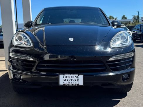 Used 2011 Porsche Cayenne AWD/4WD image 2
