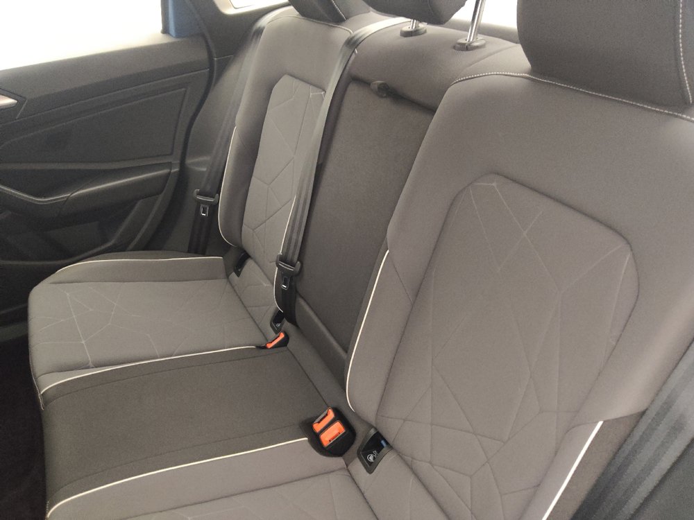Used 2025 Volkswagen Jetta Sport FWD image 18