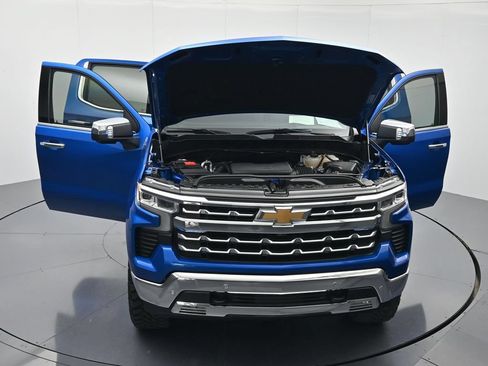 Used 2022 Chevrolet Silverado 1500 LTZ AWD/4WD image 46