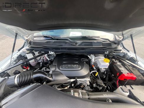 Used 2024 RAM 2500 Tradesman AWD/4WD image 30