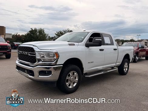 Used 2024 RAM 2500 Big Horn AWD/4WD image 3
