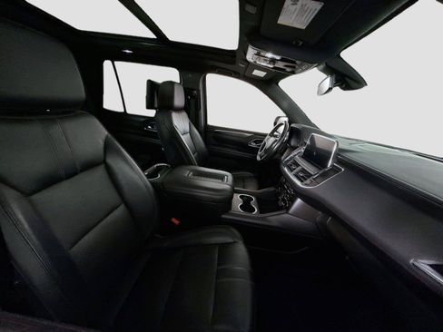 Used 2021 Chevrolet Tahoe RST w/ Luxury Package AWD/4WD image 25